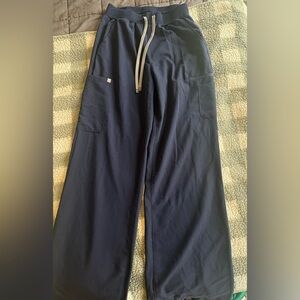Women’s navy scrub pants